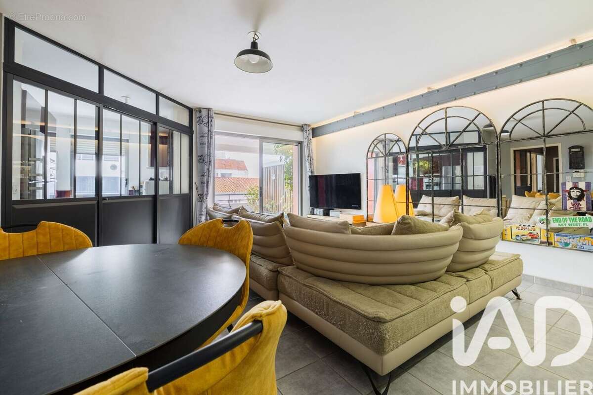 Photo 2 - Appartement à LA ROCHELLE