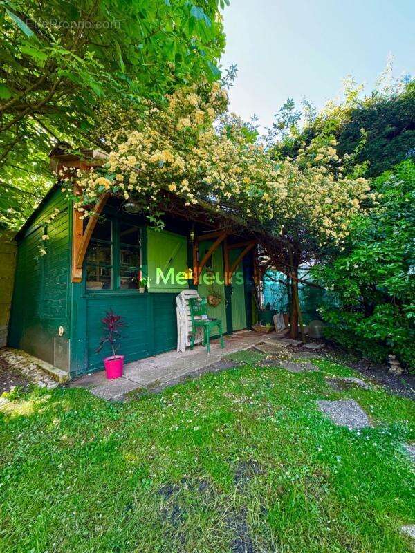 Appartement à LIVRY-GARGAN