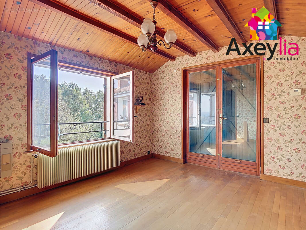 Maison à PERRIGNY-SUR-LOIRE