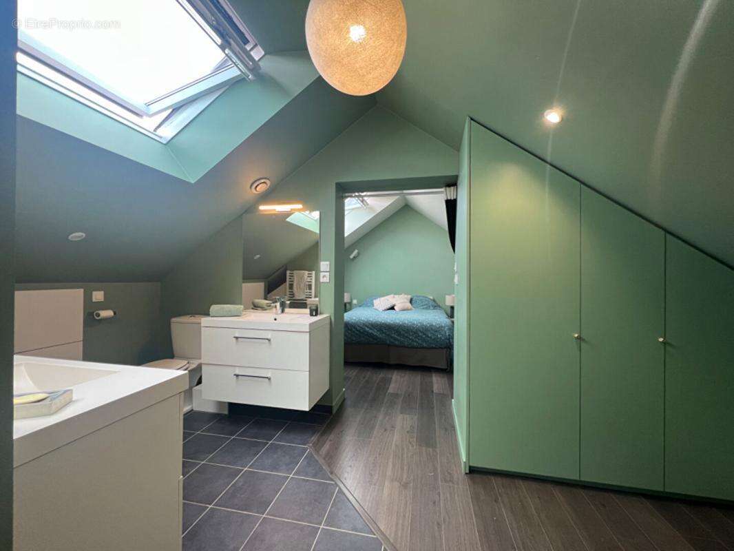 Maison de 161 m2 - 5 chambres - JARDIN - photo 10
