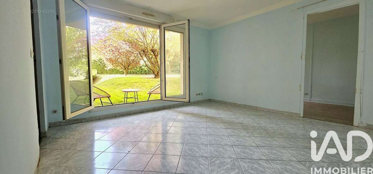 Photo 2 - Appartement à LAGNY-SUR-MARNE