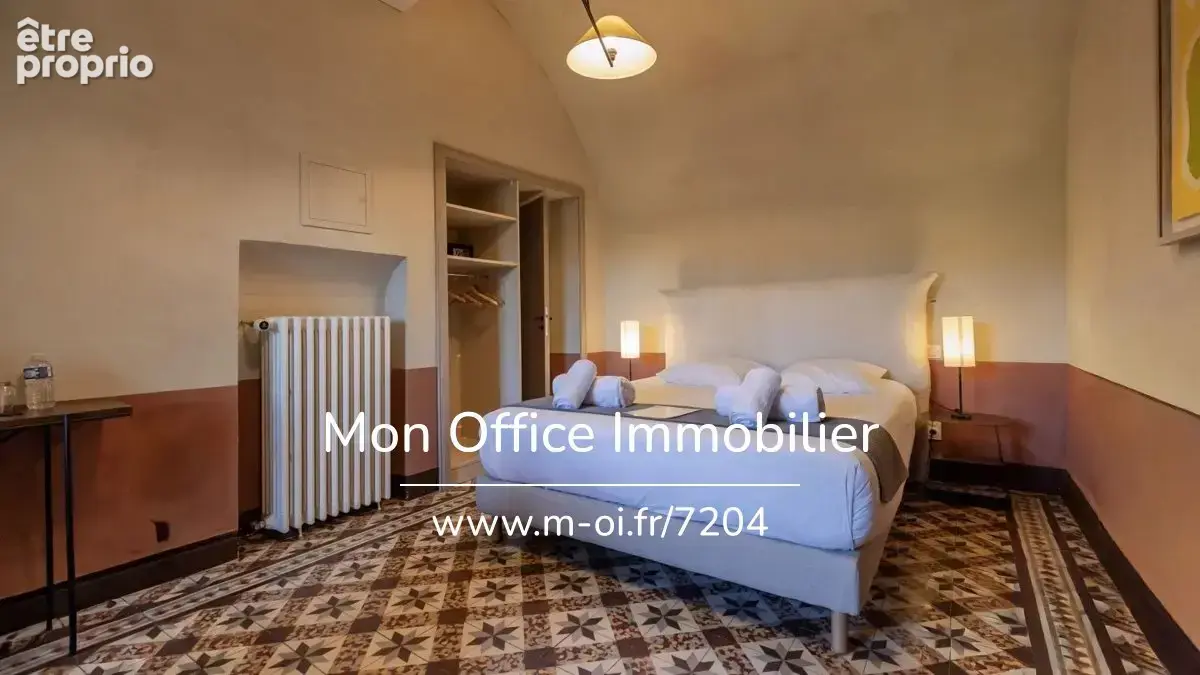 Référence : 7204-VCL - Bâtisse 17ème avec deux bastides, 5 appartements - Parc sur 1 hectare - 13 100 AIX EN PROVENCE - photo 30