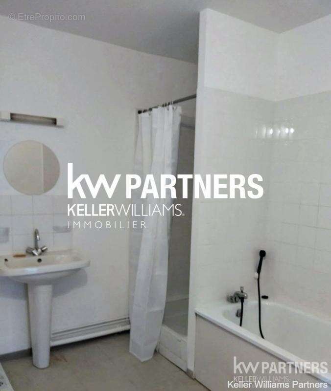 Appartement à COUTRAS