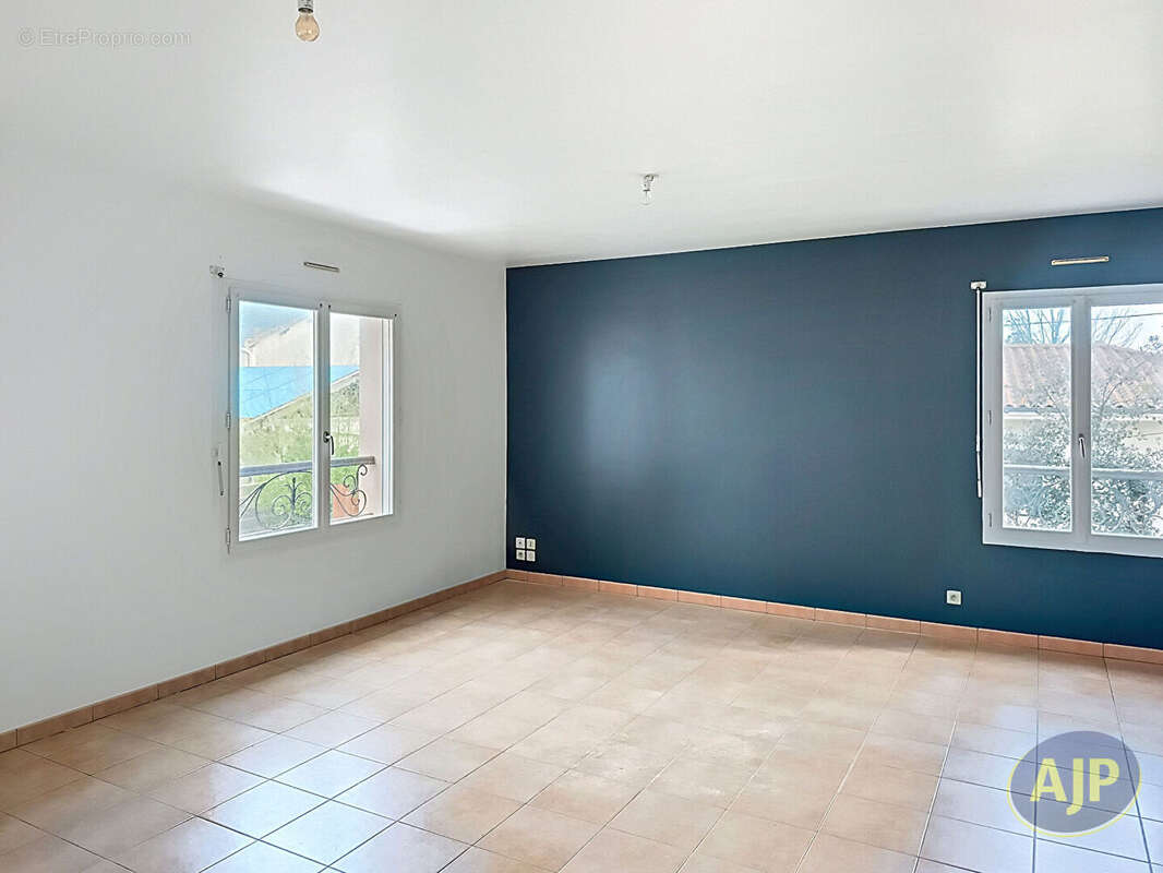 Appartement à MONTAIGU