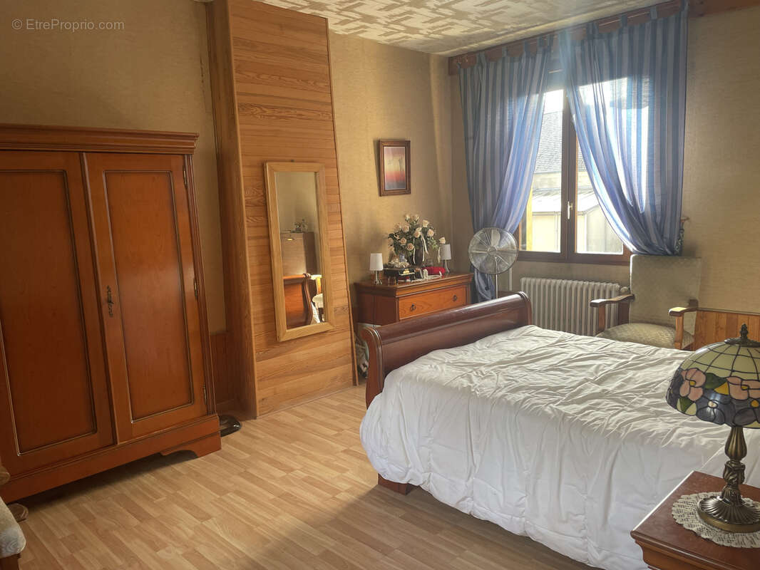 Maison à MERU