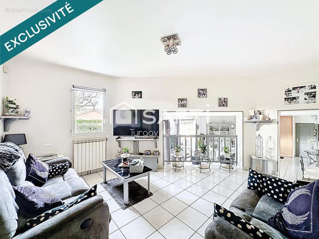 Photo 8 - Maison à VILLETTE-D'ANTHON