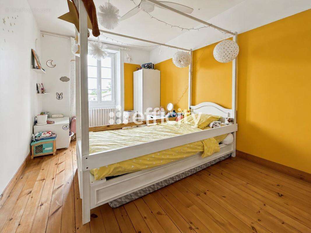 Maison 265 m² à Brizambourg  - photo 16