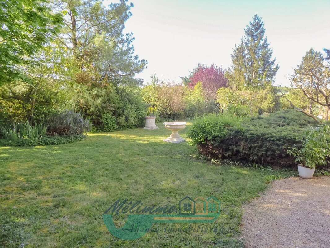 Maison 91 m² à Leugny  - photo 9