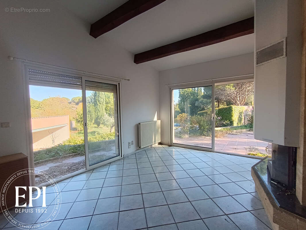 Maison à CAUNES-MINERVOIS