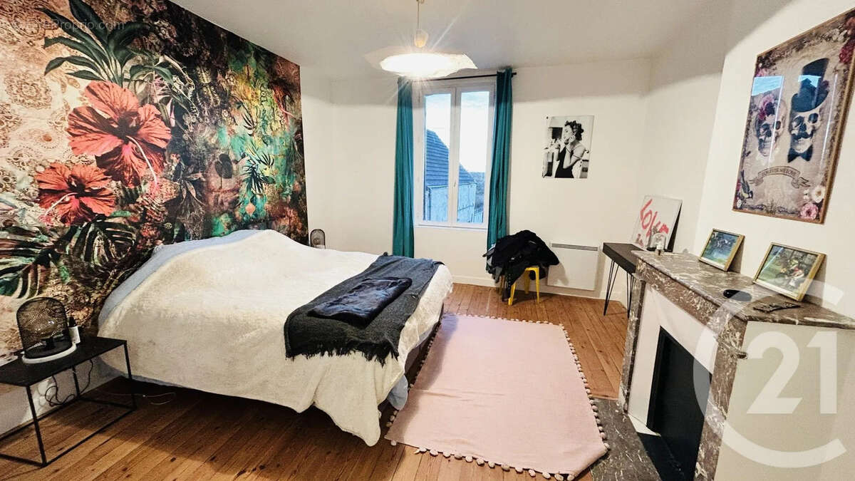 Maison à BONNIERES-SUR-SEINE