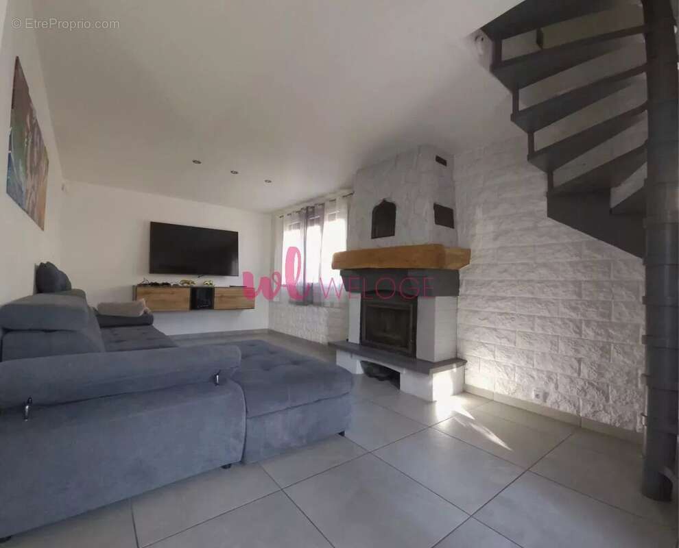 Maison à JANNEYRIAS