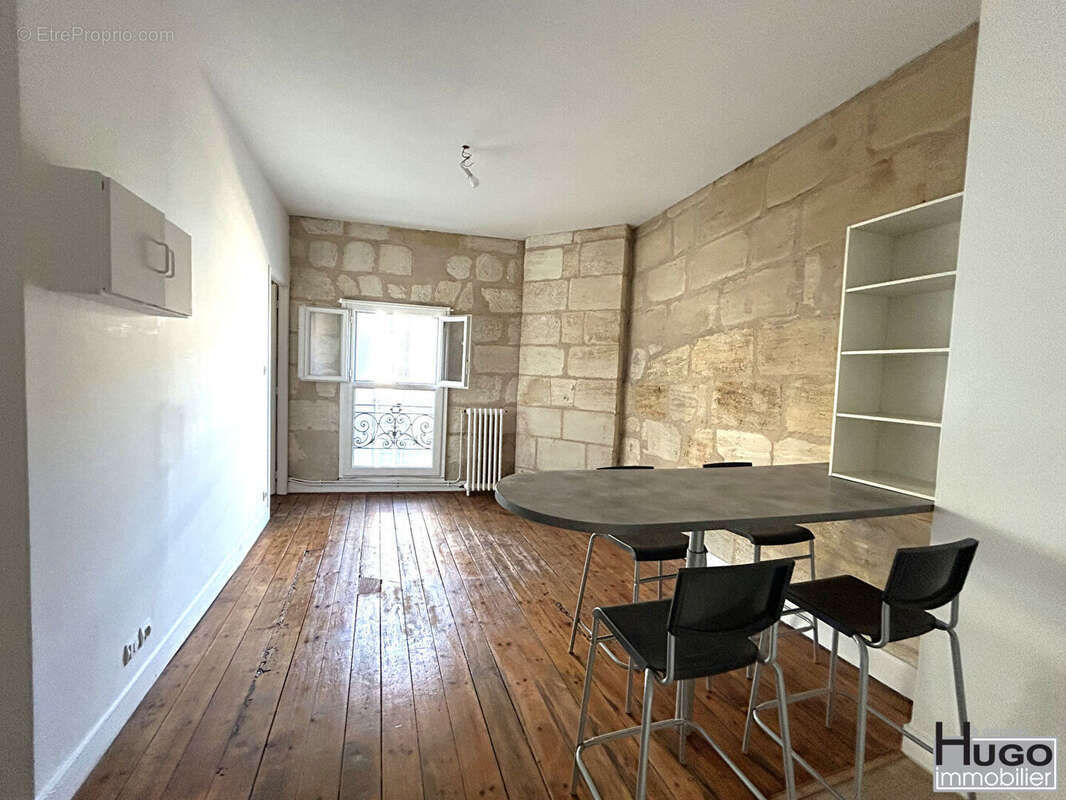 Bordeaux- proche du musée d'aquitaine et du cours pasteur- immeuble de 4 lots en bon état général ! - photo 3