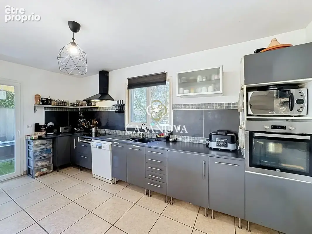 Villa indivuelle familiale avec jardin et piscine - photo 7