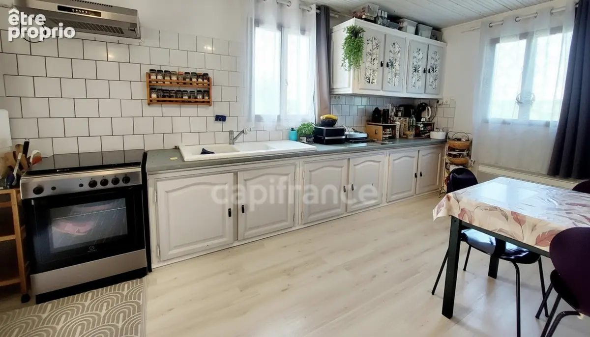 Ensemble immobilier 185m², 3 habitations indépendantes, grange, garage, love room, bonne rentabilité financière - photo 11