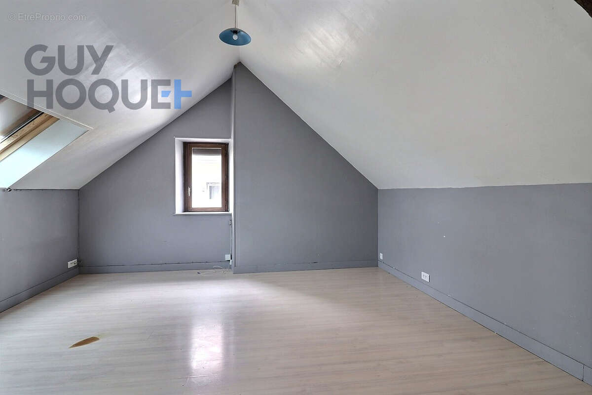 Appartement à COULOMMIERS