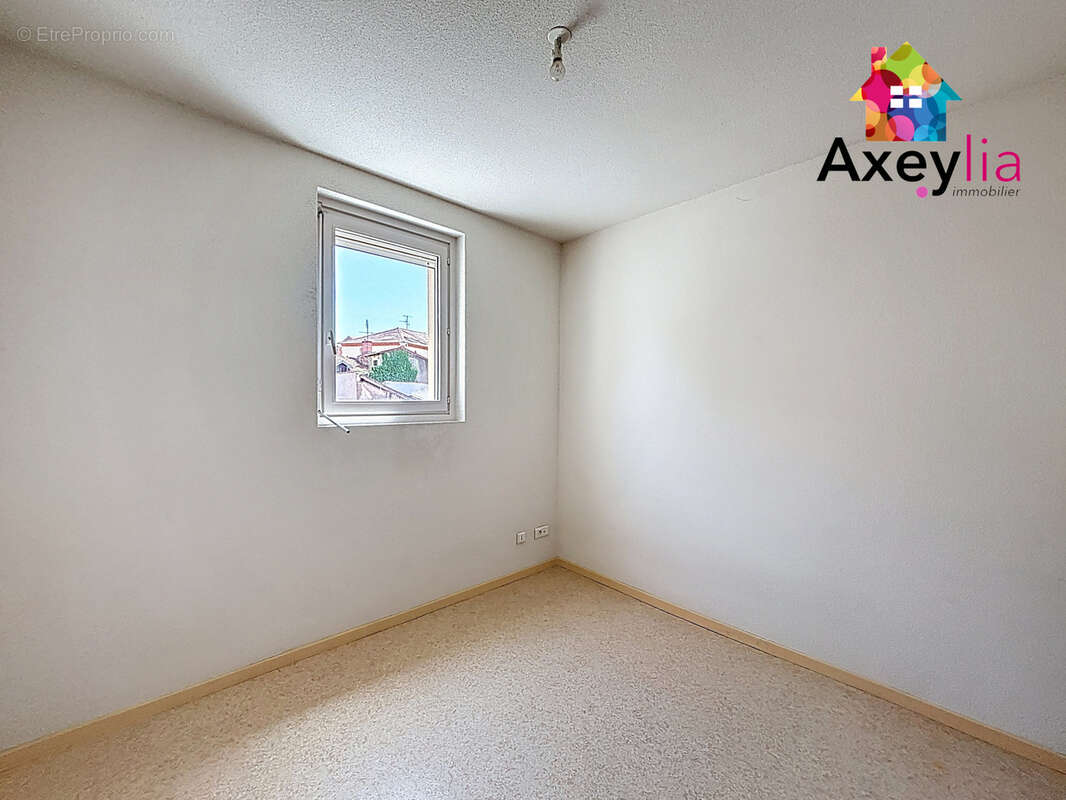 Appartement à LE COTEAU