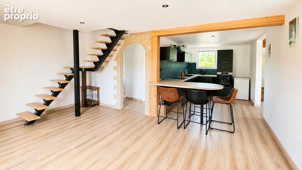 AU COEUR DU SAINTOIS Maison individuelle dans impasse - photo 10