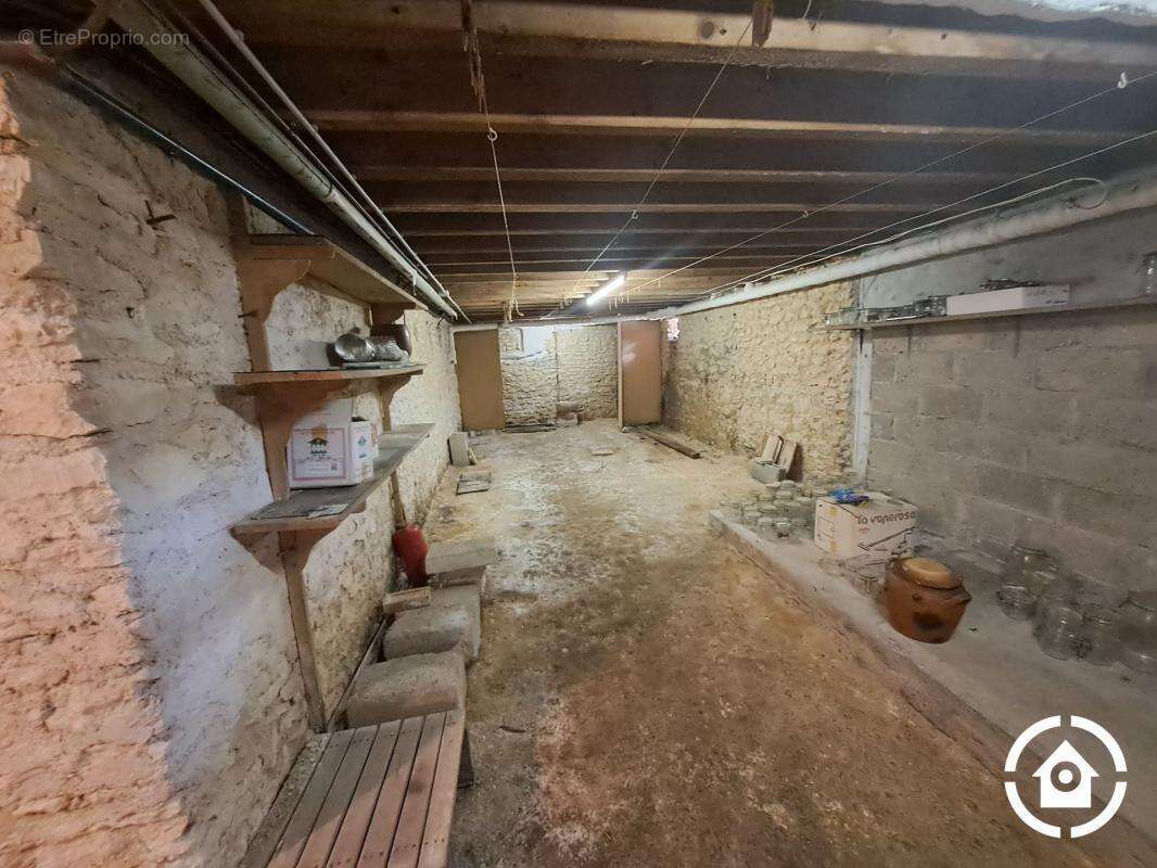 Maison semi plain-pied à RENOVER - 3 chambres - Jardins clos - - photo 27