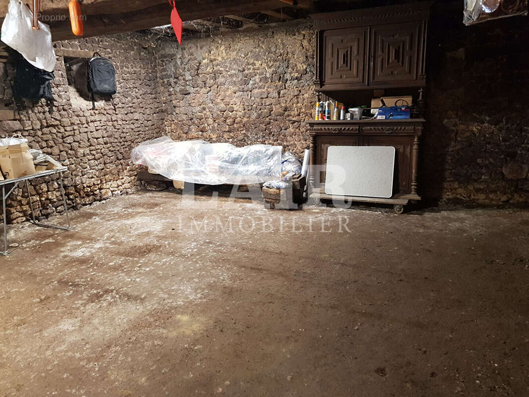 Maison à LE MENIL-GUYON