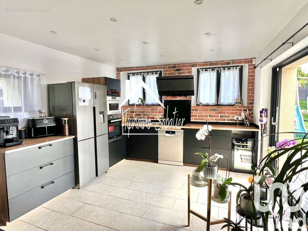 Photo 2 - Maison à MEYRIEU-LES-ETANGS