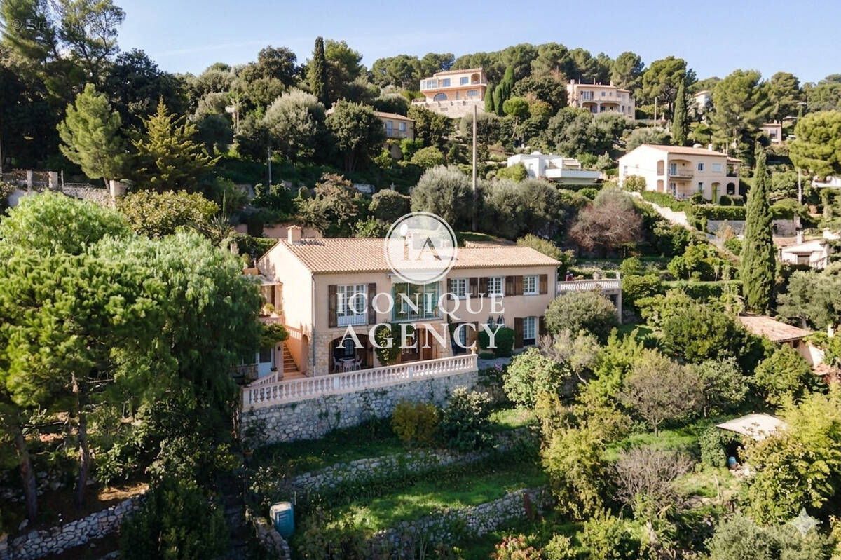 Maison à VALLAURIS