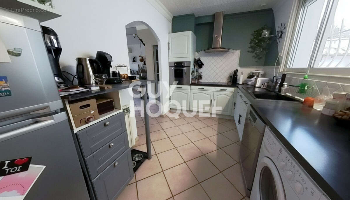 Maison type 4 (94 m² Carrez) en vente à CARPENTRAS - photo 7