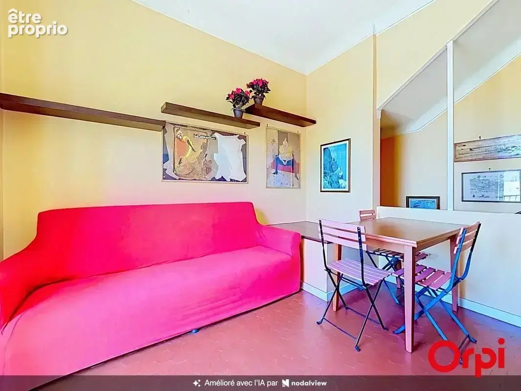 Menton, quartier vieille ville : 2 pièces de 28 m2 avec balcon - photo 3