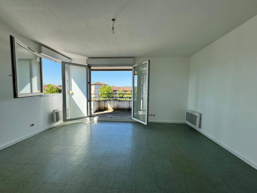 Appartement à VILLEFONTAINE