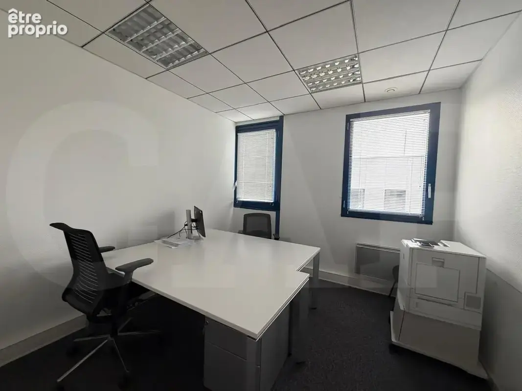 Commerce 1 827 m² à vendre à Cesson-Sevigne (35510) - photo 8