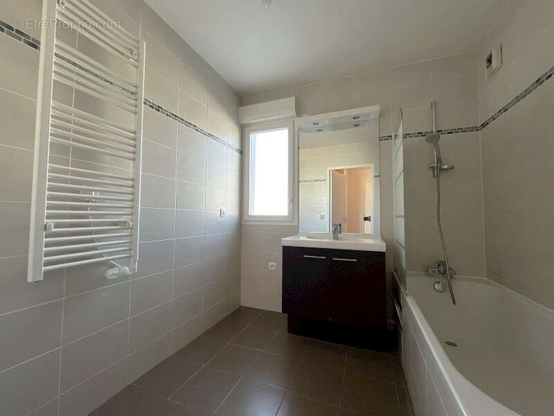 Appartement 77 m² à Quincy-Sous-Senart  - photo 13