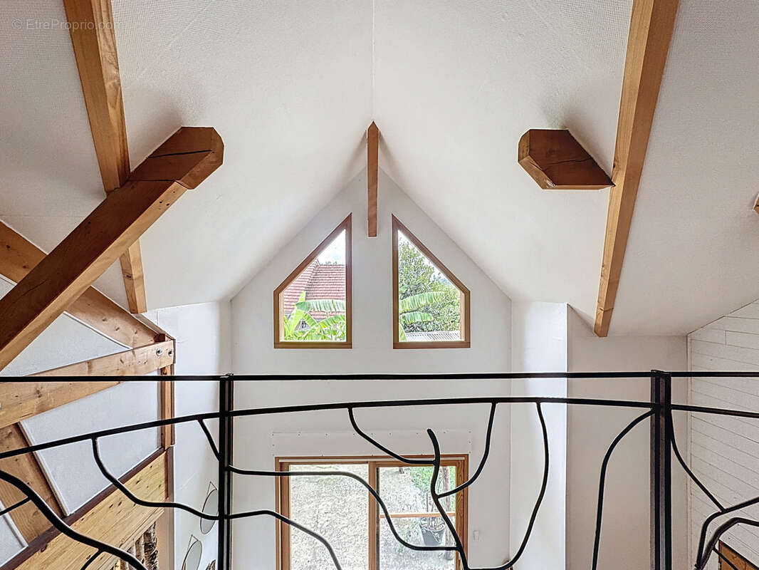 Maison à SAINT-BERON