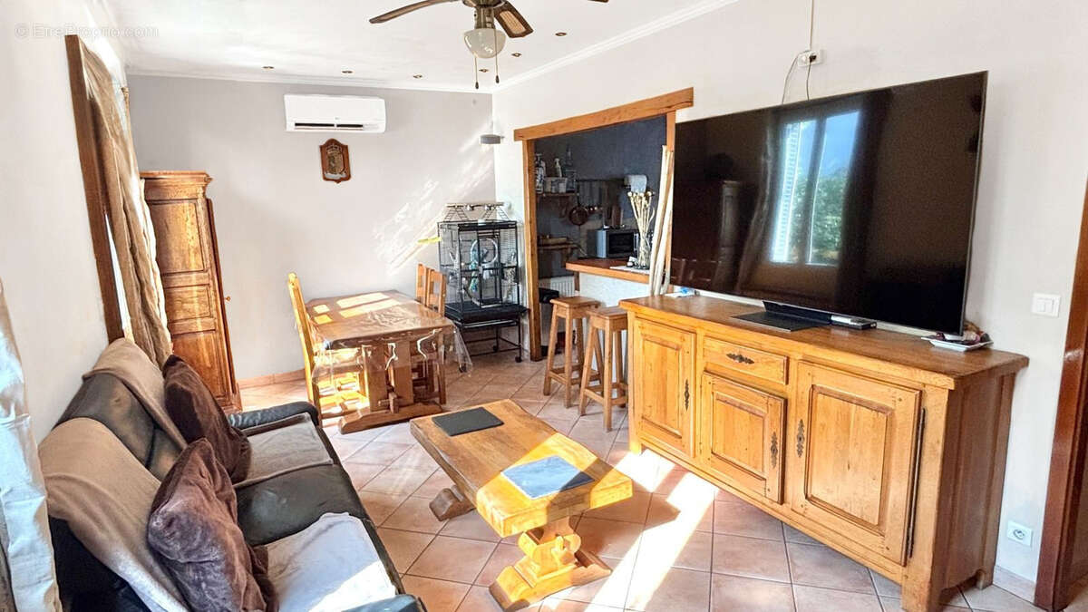 Maison à SAINT-GRATIEN