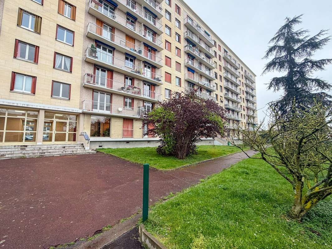 Appartement à DEUIL-LA-BARRE