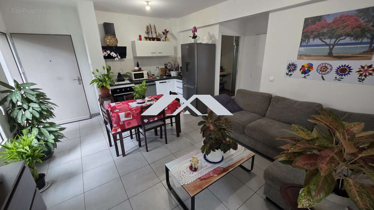 Appartement à SAINT-DENIS