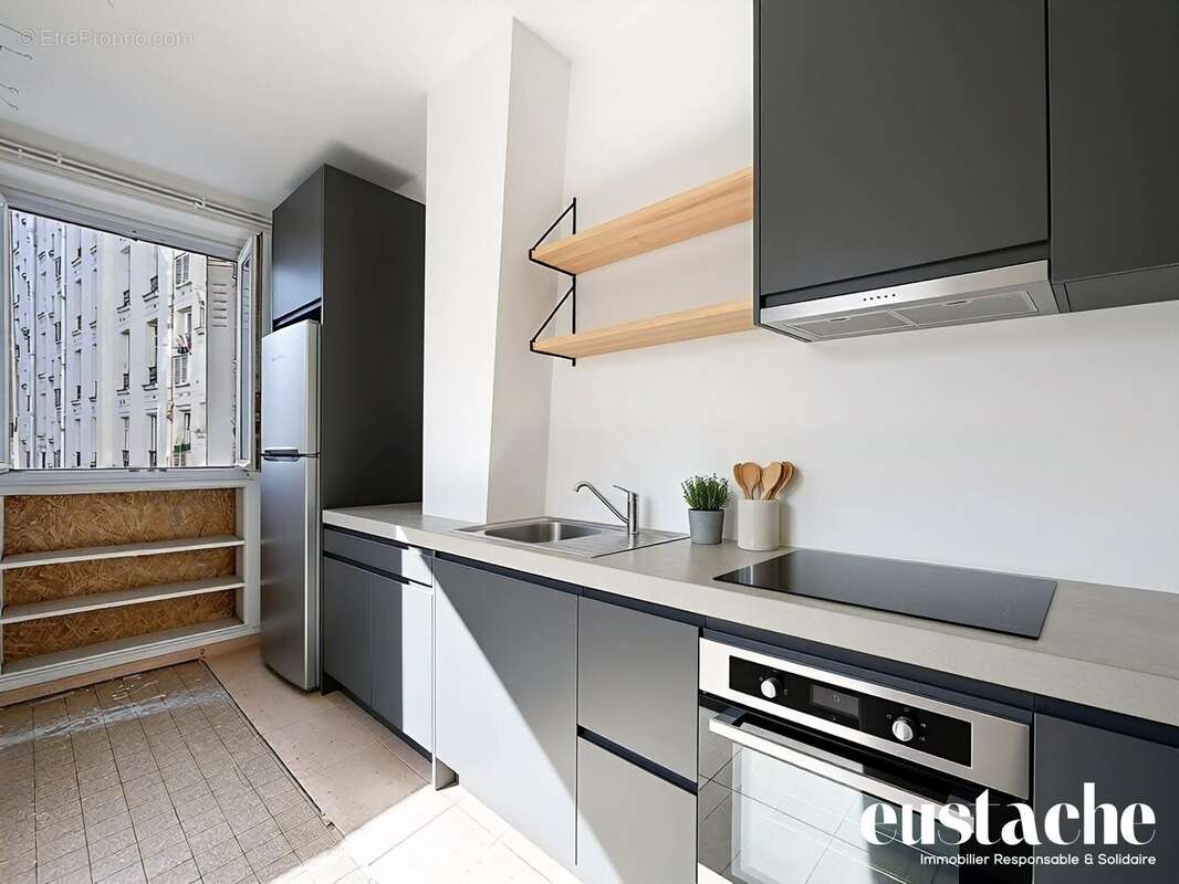 Appartement à PARIS-10E
