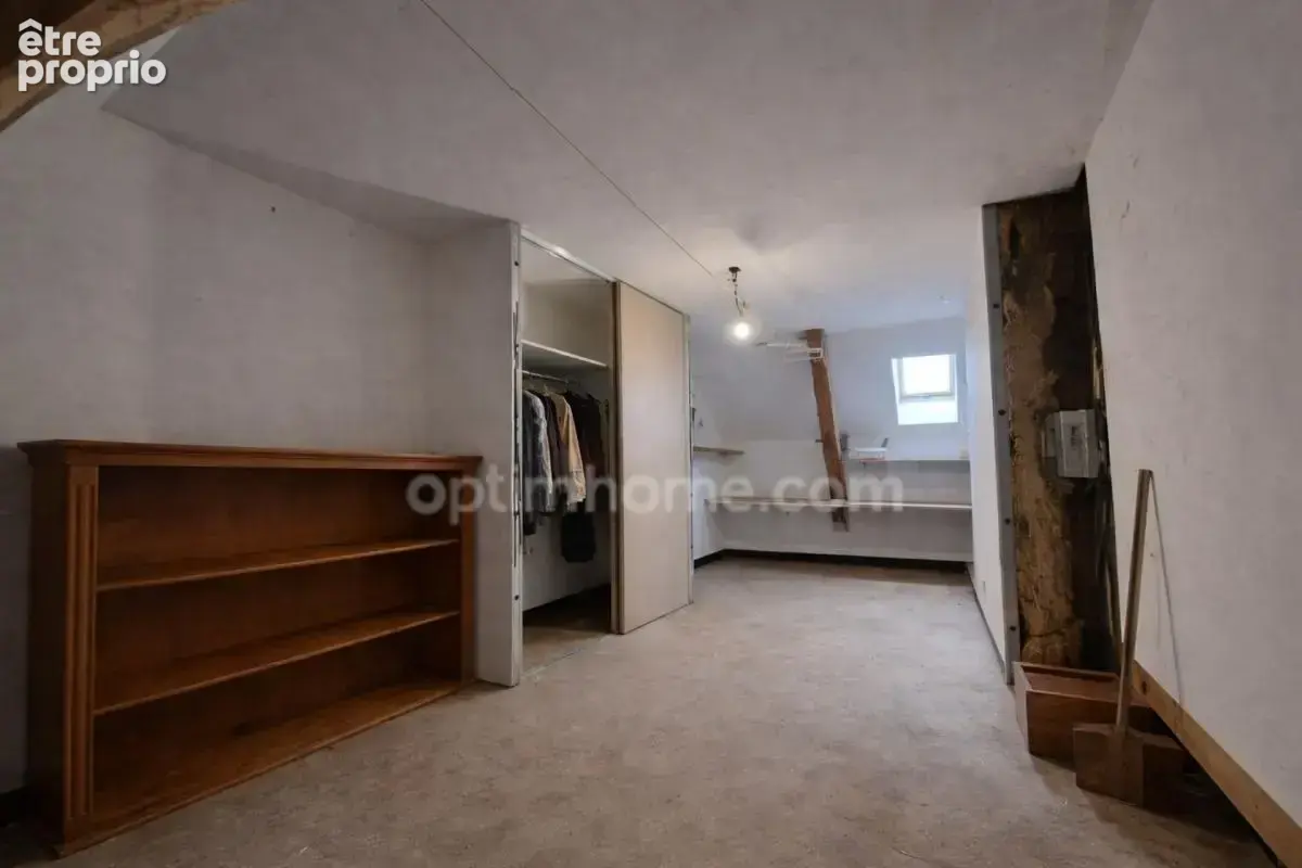 Maison de village d'environ 115 m², 3 pièces avec potentiel d'évolution à Ferrière-Larçon (37350) - photo 3