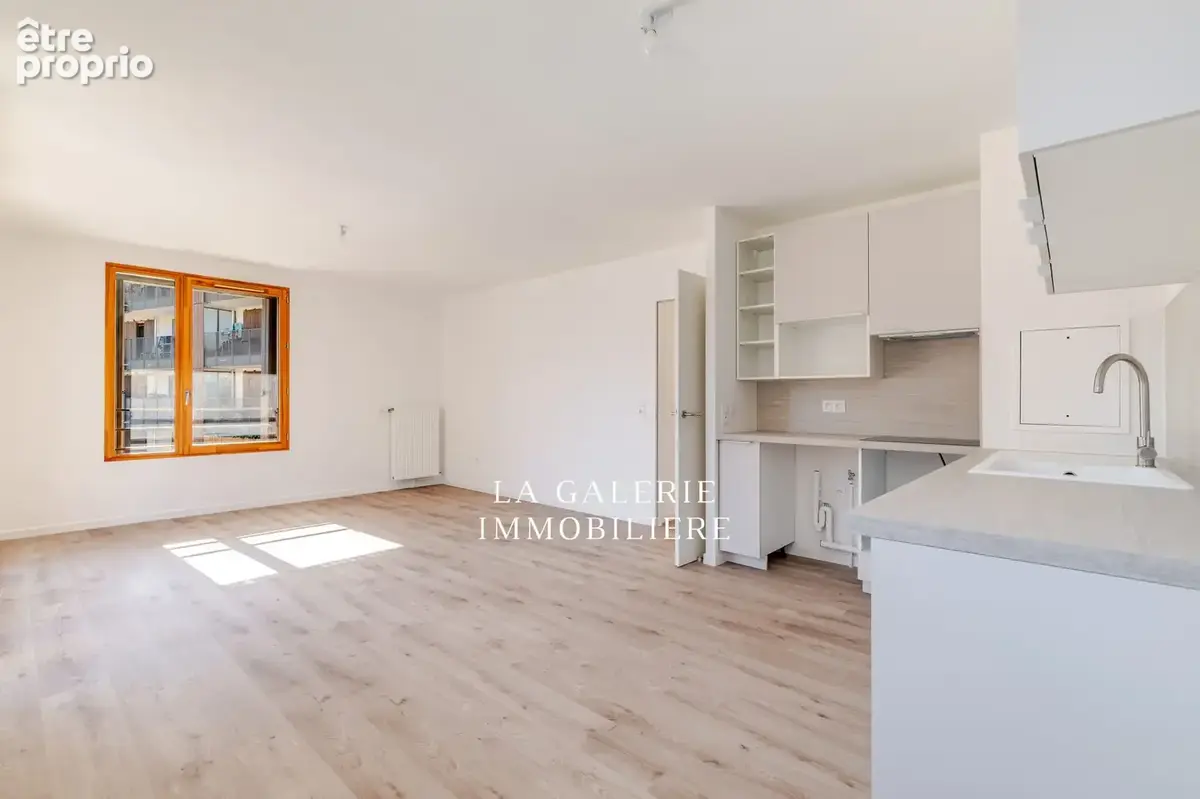 Appartement 3 pièces 67 m² à vendre à La Garenne-Colombes (92250) - photo 2