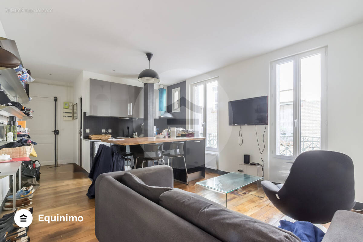 Appartement à PARIS-15E