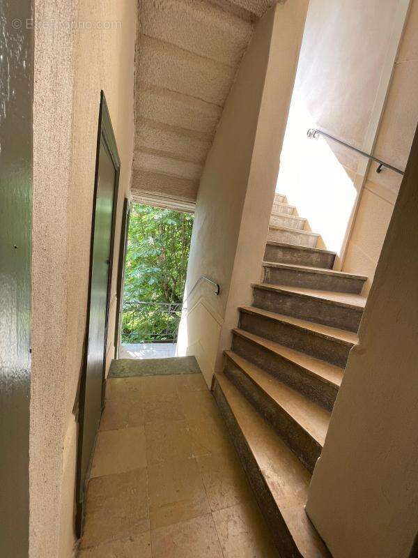 RARE - Immeuble de rapport Soulary/Croix Rousse - photo 4