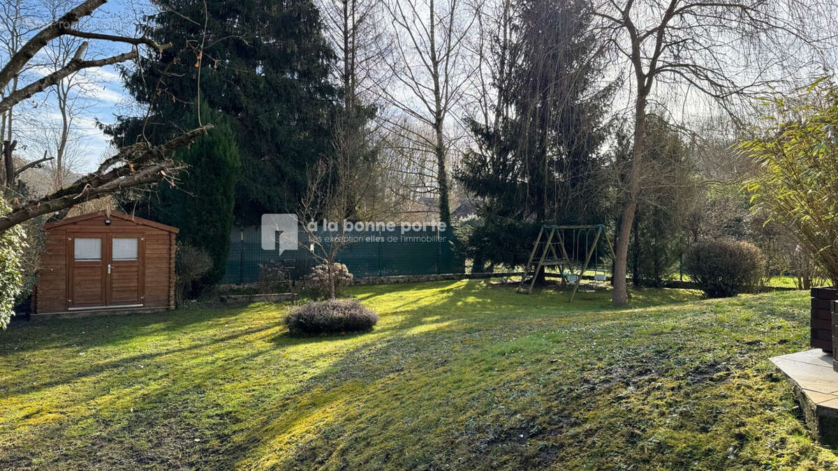 Maison à CHATEAUFORT