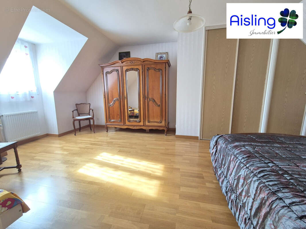 Maison à JOUE-LES-TOURS