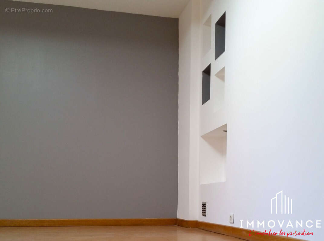 Maison à VIOLS-LE-FORT