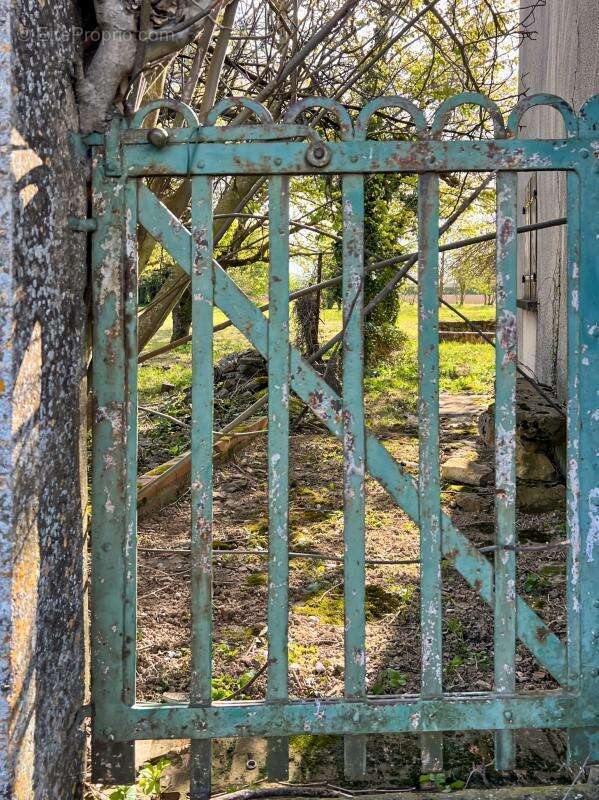Maison à LIVRON-SUR-DROME