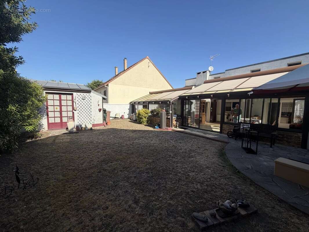 Magnifique maison de 4 chambres – terrain de 495 m² - photo 2