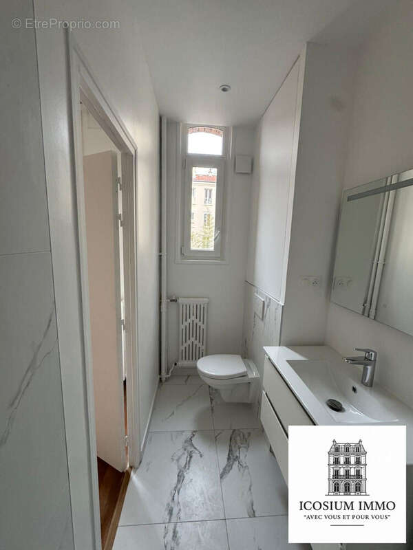 Appartement à PARIS-14E