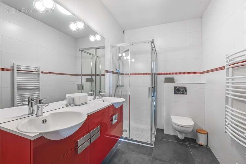 Maison à DIVONNE-LES-BAINS