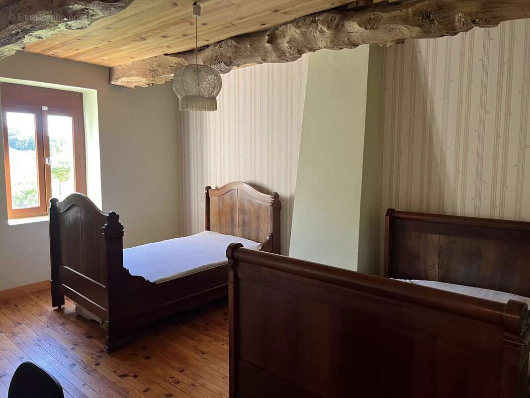 Maison à SAINT-CLAR