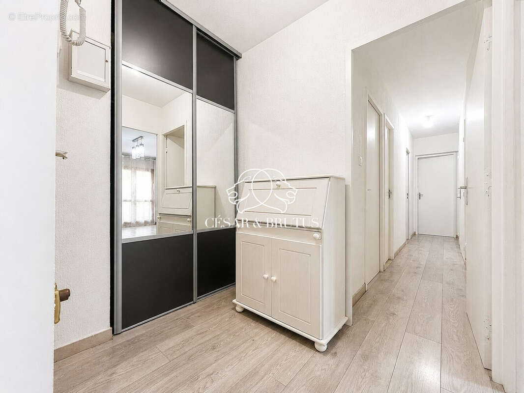 Appartement 4 pièces 78 m² à vendre à Pont-Eveque (38780) - photo 7