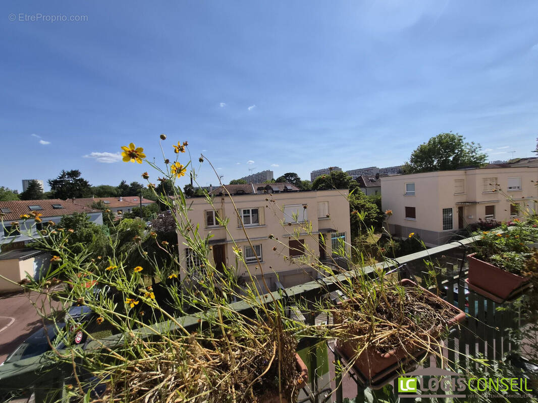 Appartement à BOURG-LA-REINE