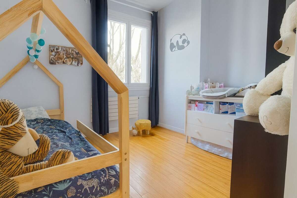 Appartement à MAISONS-ALFORT